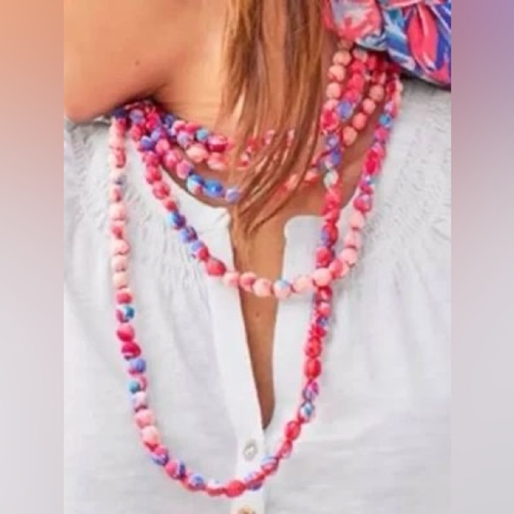 NWT Aquadesiac Necklace